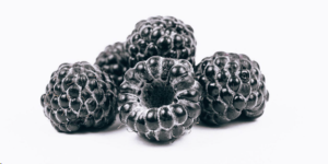 12 Remarkable Benefits of Black Raspberry Powder in Cancer Treatment