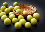 11 Proven Health Benefits of Amla Oil